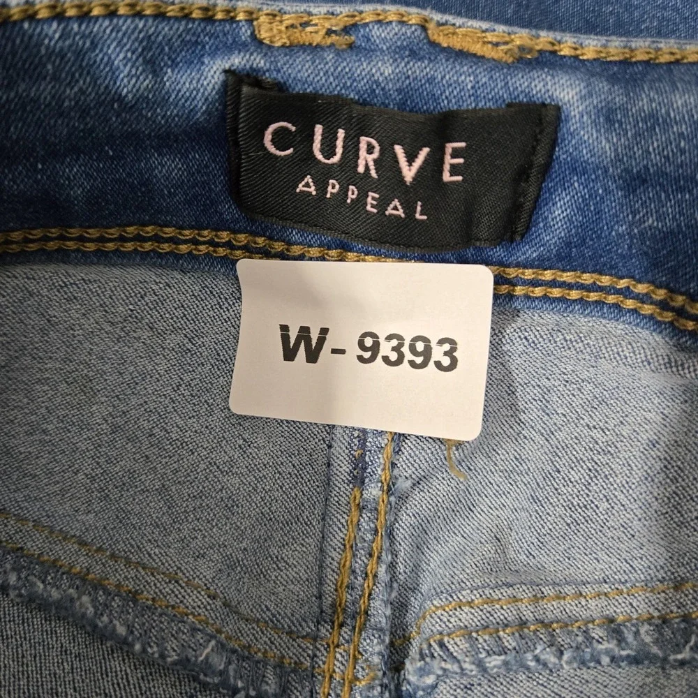 Curve Appeal Women Jeans 8 Blue Denim Capri Mid Rise Medium Wash 20" Inseam - Picture 2 of 11